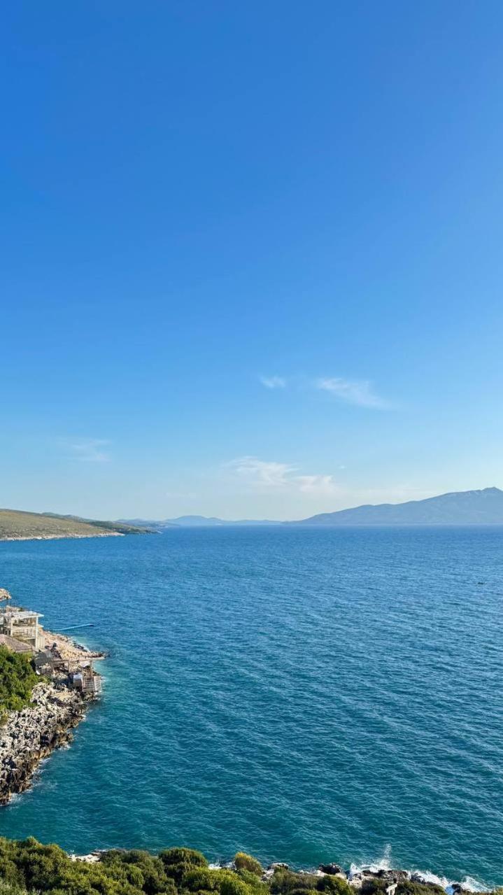 Ferienwohnung Viola Sea View Penthouse Sarandë Exterior foto